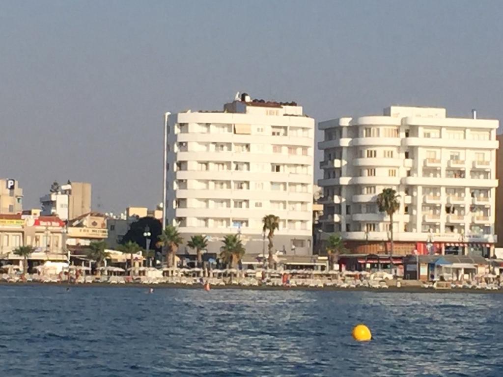 Alex Beach Apartment 51 Larnaca Exterior photo