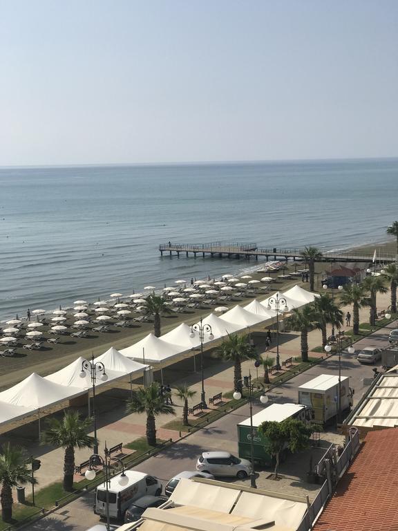 Alex Beach Apartment 51 Larnaca Exterior photo
