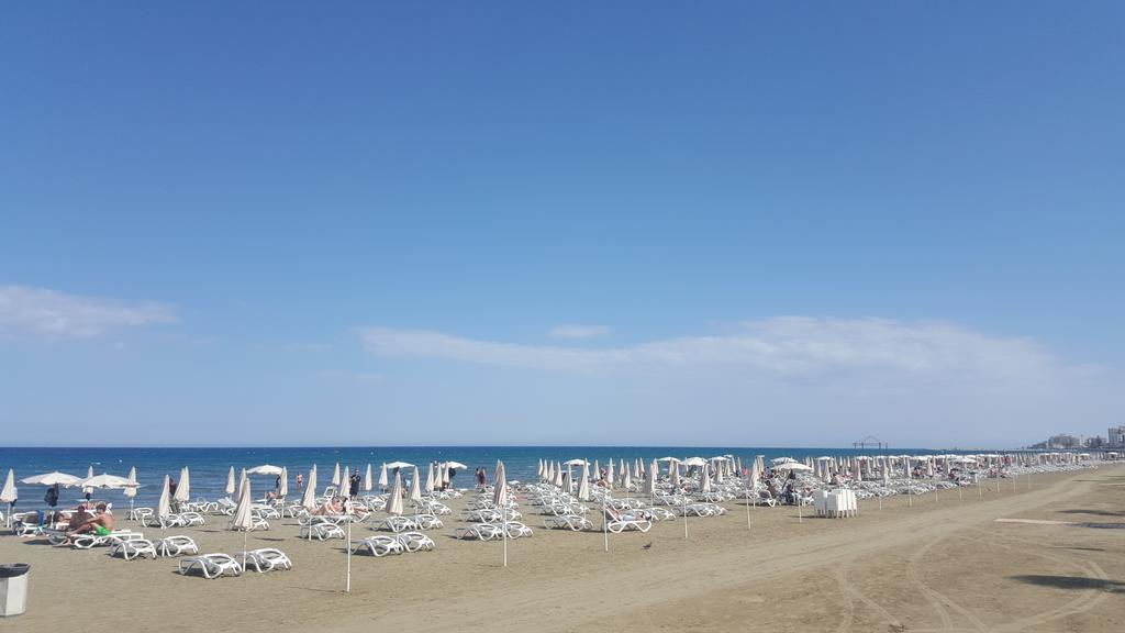 Alex Beach Apartment 51 Larnaca Exterior photo