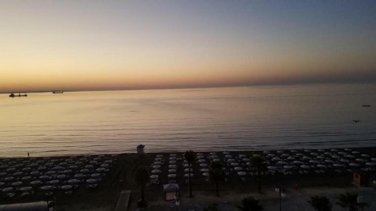 Alex Beach Apartment 51 Larnaca Exterior photo